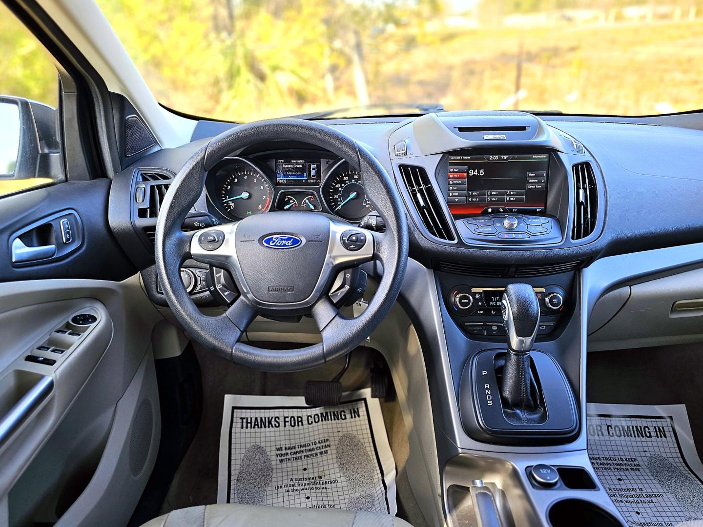 2014 WHITE Ford Escape SE FWD (1FMCU0G98EU) with an 2.0L L4 DOHC 16V engine, 6-Speed Automatic transmission, located at 18001 Kellogg Rd, Saucier, MS, 39574, (228) 832-1441, 39.421459, -76.641457 - Photo#11